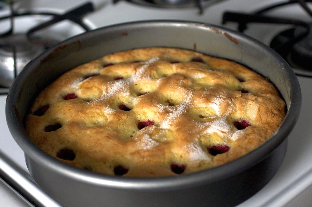 Raspberry Buttermilk Cake